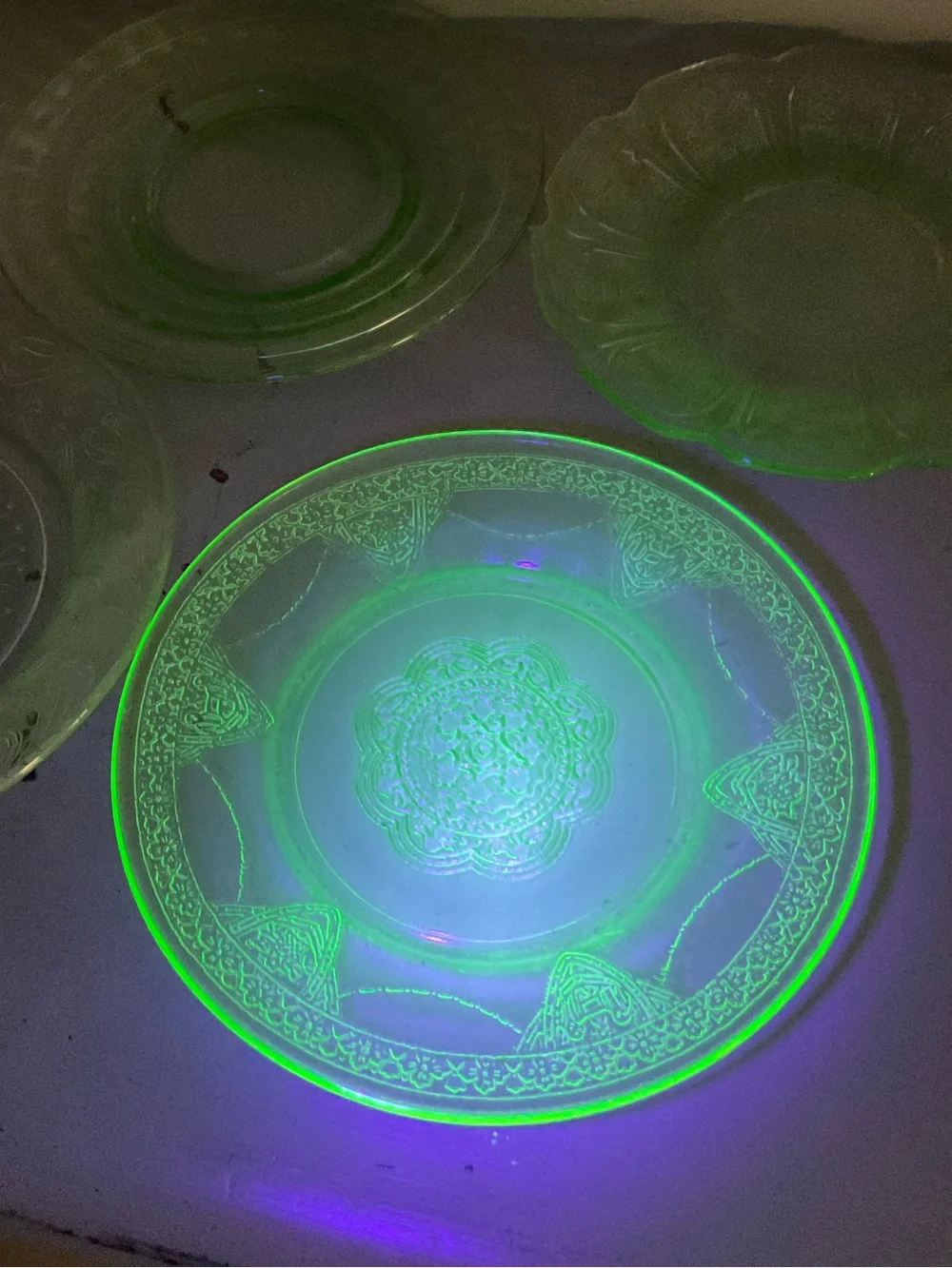 Lot of 4 mixed Green Uranium Saucers Plate Glass